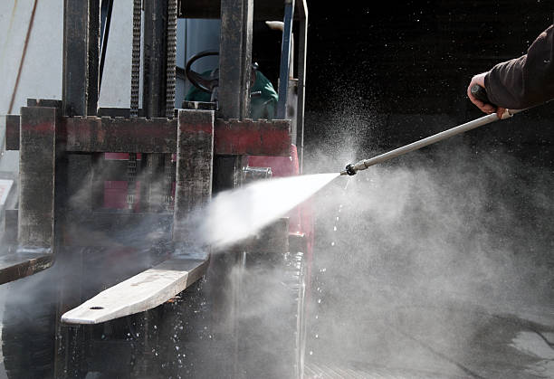 Best Roof Washing  in Eastland, TX
