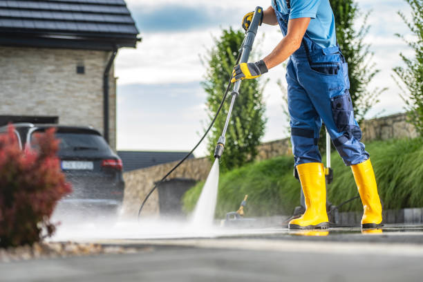 Best Driveway Pressure Washing  in Eastland, TX